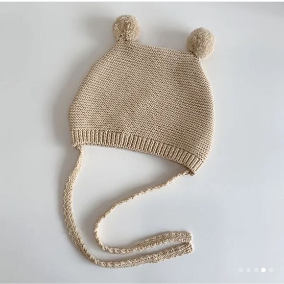 unbranded Other - Baby knit hat